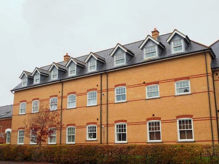 2 Bedroom Flat To Rent In Osterley Court, Clarence Place, , Christchurch, BH23
