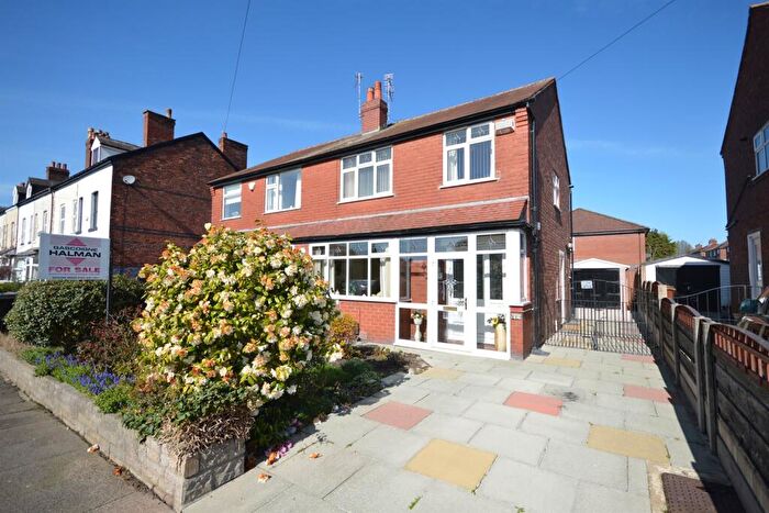 3 Bedroom Semi Detached House For Sale In Birkdale Road, South Reddish, SK5