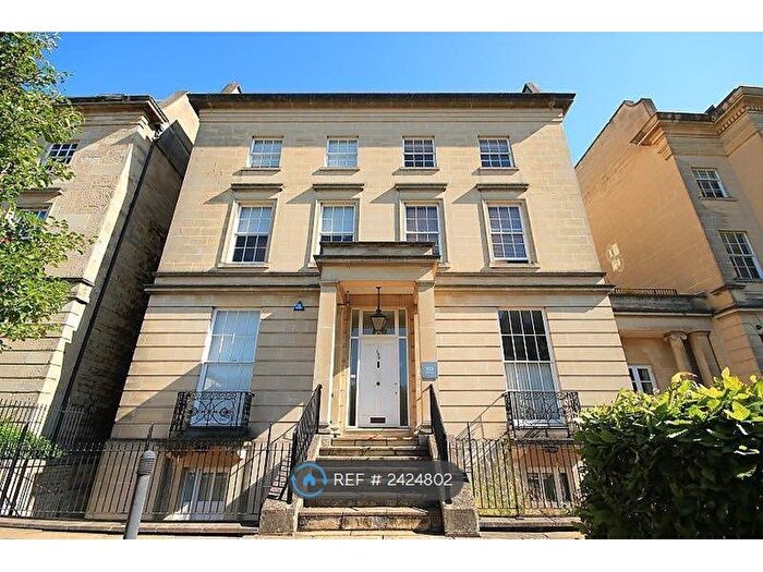 2 Bedroom Flat To Rent In Alexandra House, Reading, RG1