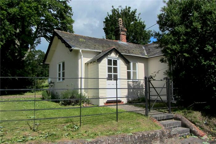 2 Bedroom Bungalow To Rent In Northbrook, Micheldever, Winchester, Hampshire, SO21