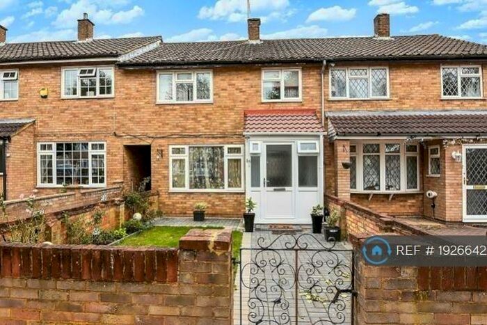 3 Bedroom Terraced House To Rent In Marescroft Road, Slough, SL2