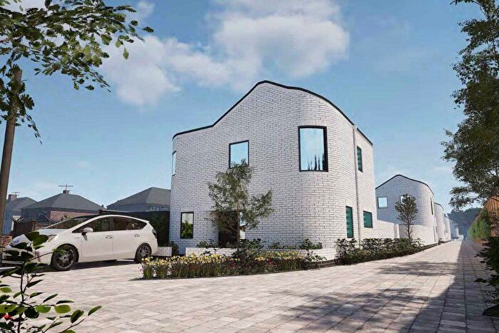 4 Bedroom Town House For Sale In Isleworth, TW7