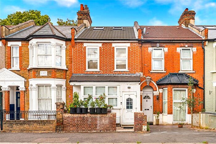 5 Bedroom Terraced House For Sale In Belgrave Road, Walthamstow, London, E17