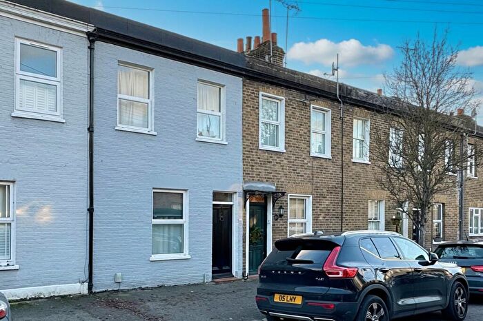2 Bedroom Terraced House To Rent In Bexley Street, Windsor, SL4