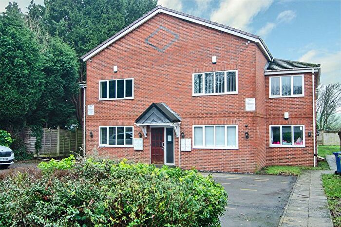 2 Bedroom Flat For Sale In Littleworth Road, Rawnsley, Cannock, WS12