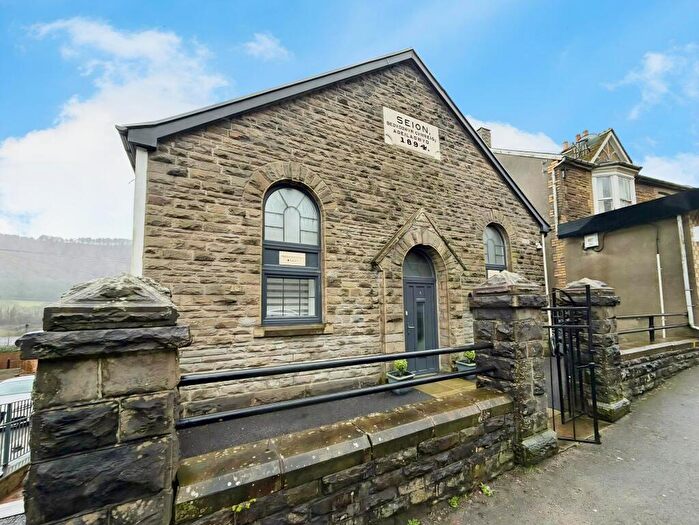 2 Bedroom Apartment To Rent In Glenview Terrace, Llanbradach, Caerphilly, CF83