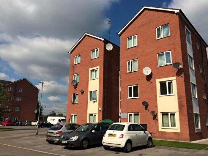 3 Bedroom Apartment To Rent In Sugar Mill, Sugar Mill Square, Salford, M5
