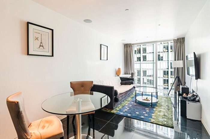 1 Bedroom Apartment For Sale In Moor Lane, London, EC2Y