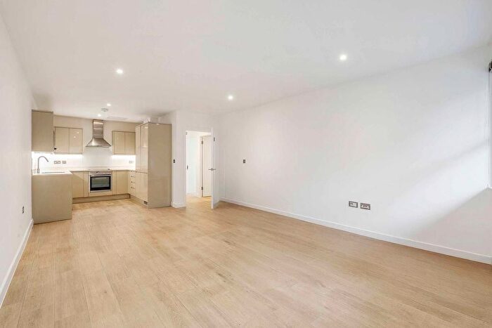 Studio For Sale In Clifton Walk, London, W6