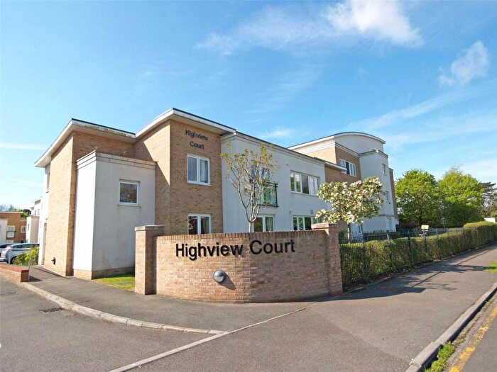 2 Bedroom Apartment For Sale In Highview Court, Highcliffe, BH23