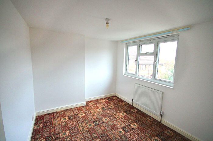 5 Bedroom End Of Terrace House To Rent In Sunleigh Road, Wembley, Middlesex, HA0