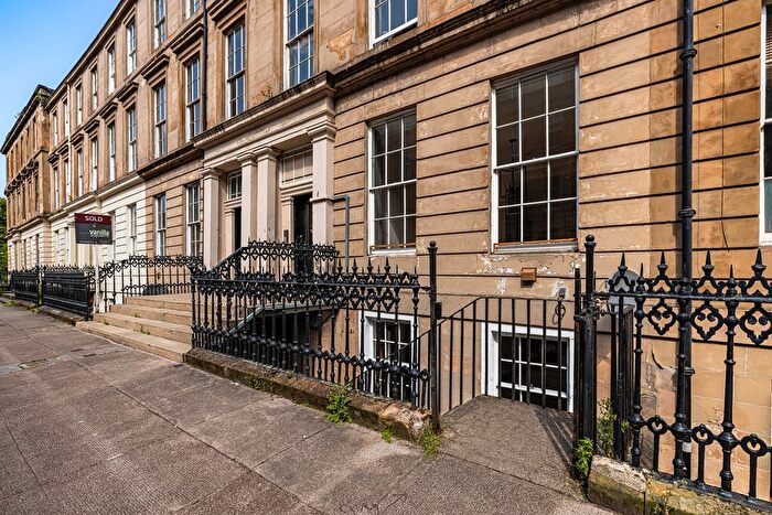 2 Bedroom Flat For Sale In Garden Flat, West Princes Street, Woodlands, G4