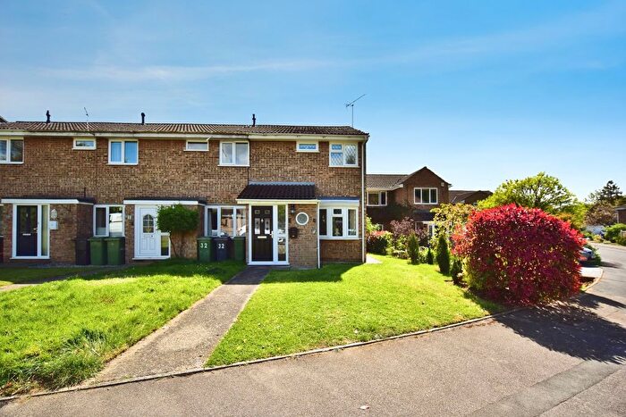 2 Bedroom Terraced House For Sale In Littlebourne Road, Maidstone, Kent, ME14