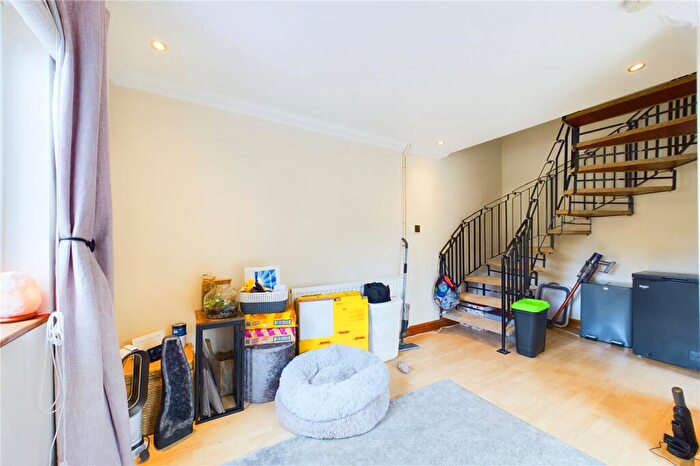 1 Bedroom House To Rent In Mercia Road, Baldock, SG7
