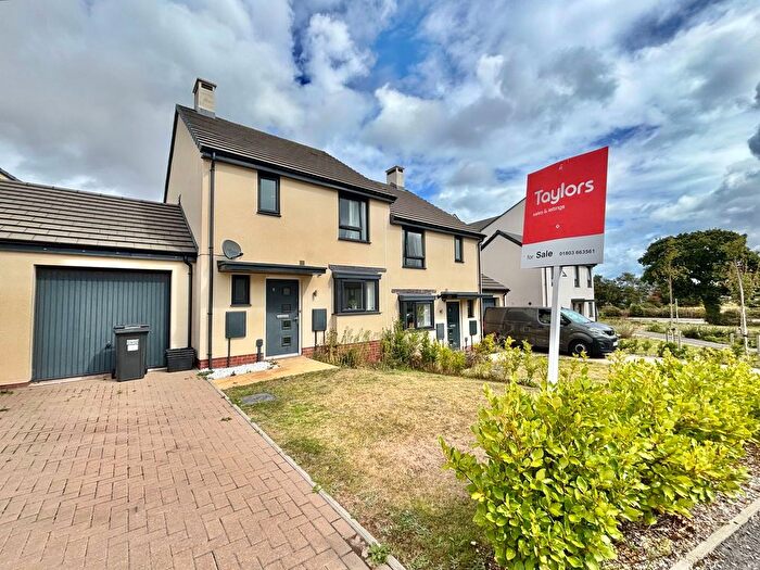 3 Bedroom Semi-detached House For Sale In Eight Acre Drive, Paignton, TQ4
