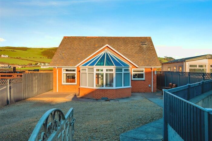 2 Bedroom Bungalow For Sale In Clarach, Aberystwyth, Ceredigion, SY23
