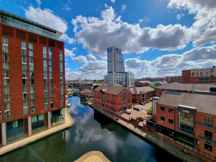2 Bedroom Apartment To Rent In Candle House Wharf Approach Leeds, LS1