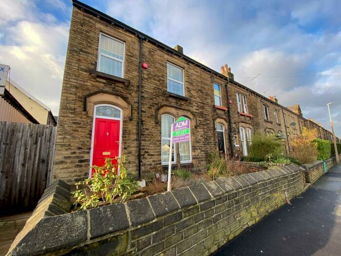 4 Bedroom Terraced House To Rent In Glebe Street, Huddersfield, HD1