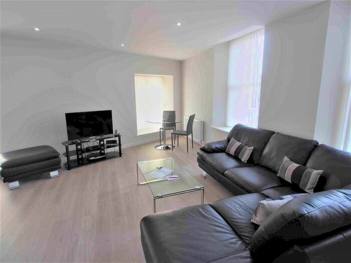 2 Bedroom Flat To Rent In Netherkirkgate, Aberdeen, AB10