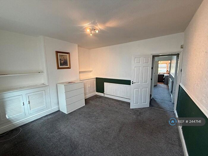 3 Bedroom End Of Terrace House To Rent In Vale Road, Mansfield Woodhouse, Mansfield, NG19