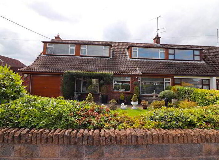 2 Bedroom Semi-detached Bungalows For Sale In Innisfayle Road, Lisburn, BT28