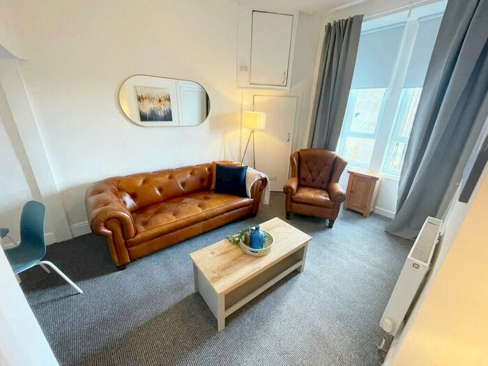 1 Bedroom Flat To Rent In Budhill Avenue, Shettleston, Glasgow, G32