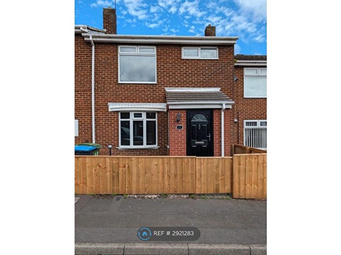 3 Bedroom Terraced House To Rent In Windsor Place, Durham, DH6