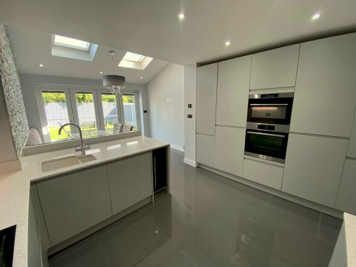 3 Bedroom House To Rent In McLaren Fields, Leeds, LS13