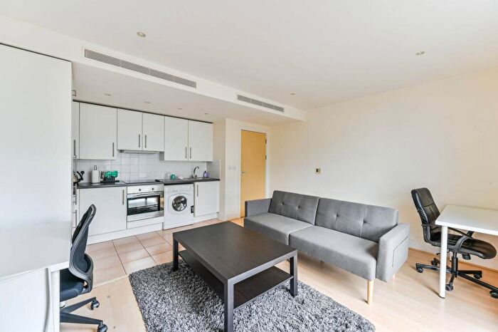 1 Bedroom Flat For Sale In Warwick Building, Battersea, London, SW11