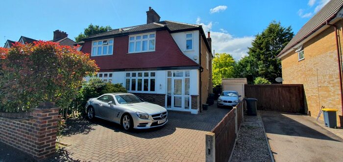 3 Bedroom Semi-Detached House To Rent In Priory Close, Beckenham, BR3