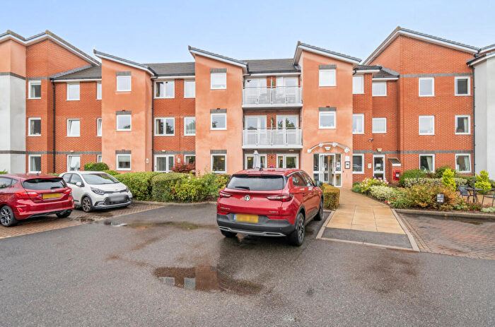 1 Bedroom Flat For Sale In Western Avenue, Newbury, RG14