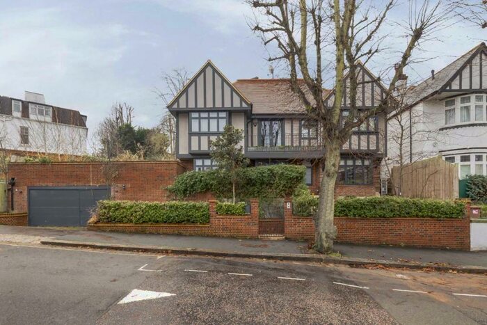 5 Bedroom Detached House To Rent In Hornsey Lane Gardens, London, N6