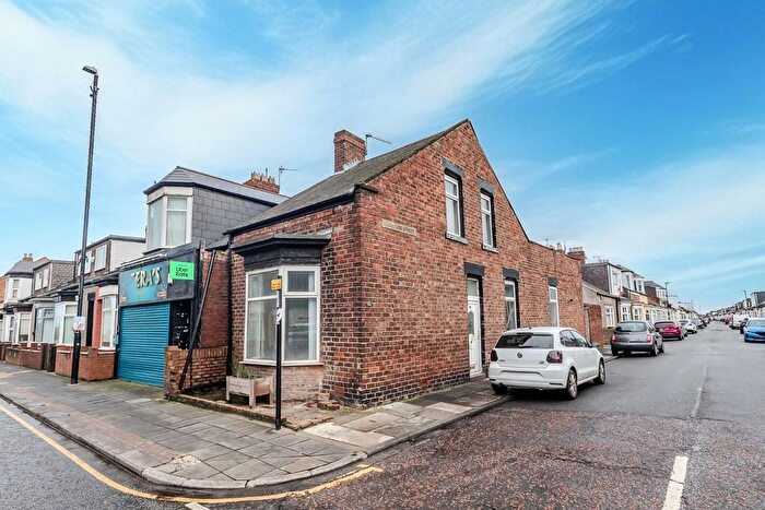 4 Bedroom End Of Terrace House To Rent In St. Leonard Street, Sunderland, SR2