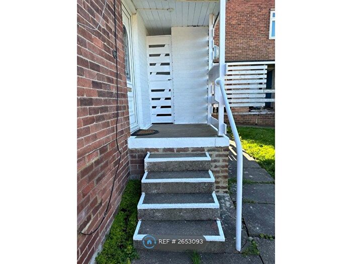 1 Bedroom Flat To Rent In Morris Avenue, Rawmarsh, Rotherham, S62