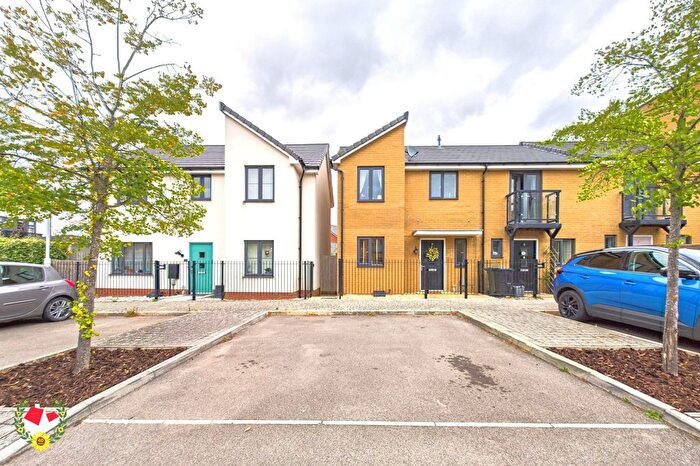 3 Bedroom End Of Terrace House For Sale In Lime Tree Avenue, Hardwicke, Gloucester, GL2