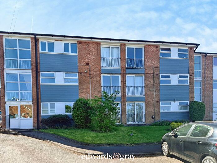 2 Bedroom Flat For Sale In St. Pauls Crescent, Coleshill, B46