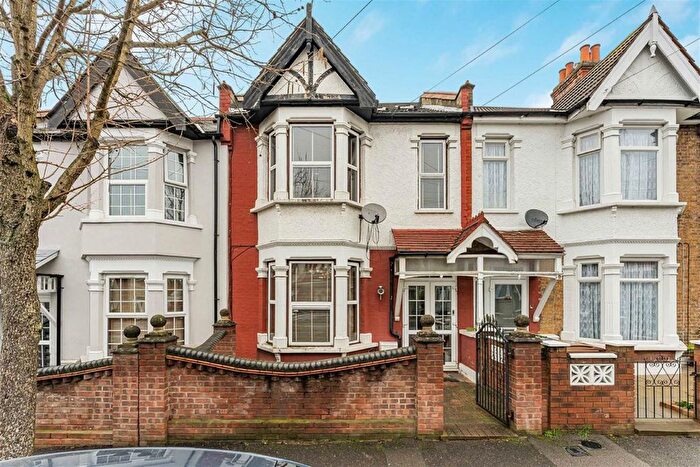 5 Bedroom Terraced House For Sale In Colchester Road, Leyton, E10