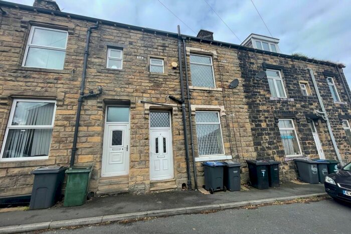 4 Bedroom Terraced House To Rent In Alpha Street, Keighley, West Yorkshire, BD21