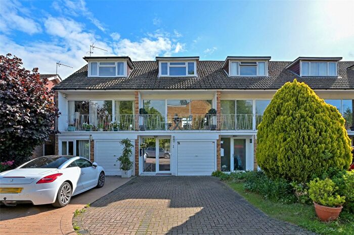 2 Bedroom Terraced House To Rent In Tilecotes Close, Marlow, Buckinghamshire, SL7