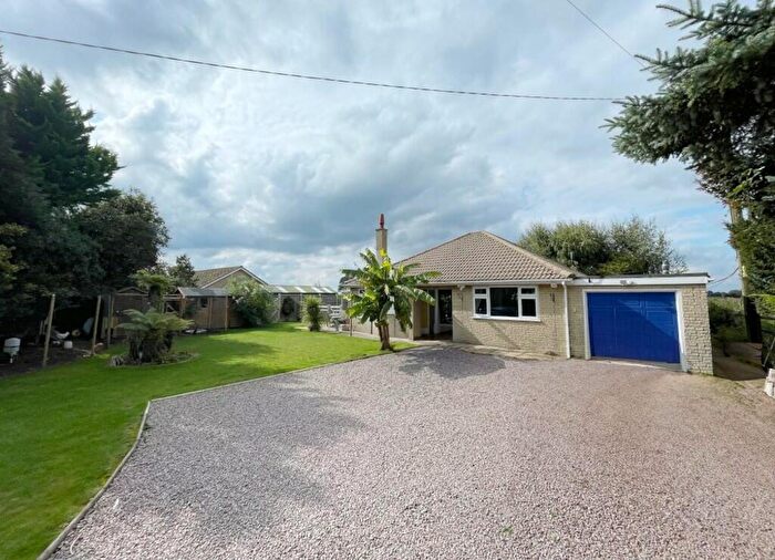 2 Bedroom Detached Bungalow For Sale In Wargate Way, Gosberton, PE11