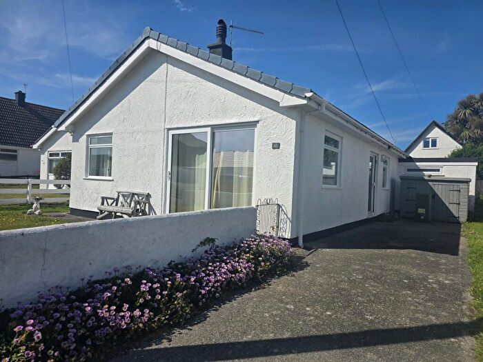 4 Bedroom Detached House For Sale In Whispering Sands, Rhosneigr, Isle Of Anglesey, LL64