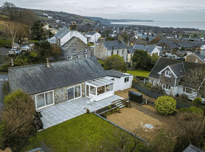 2 Bedroom Cottage For Sale In Llanon, SY23