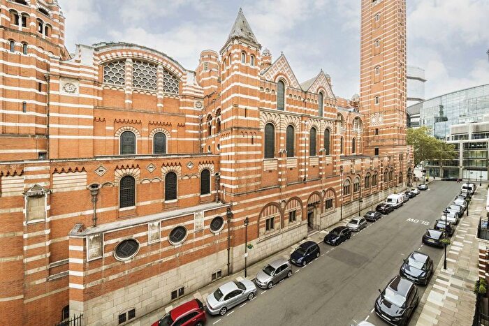 3 Bedroom Flat To Rent In Ashley Gardens, Westminster, SW1P