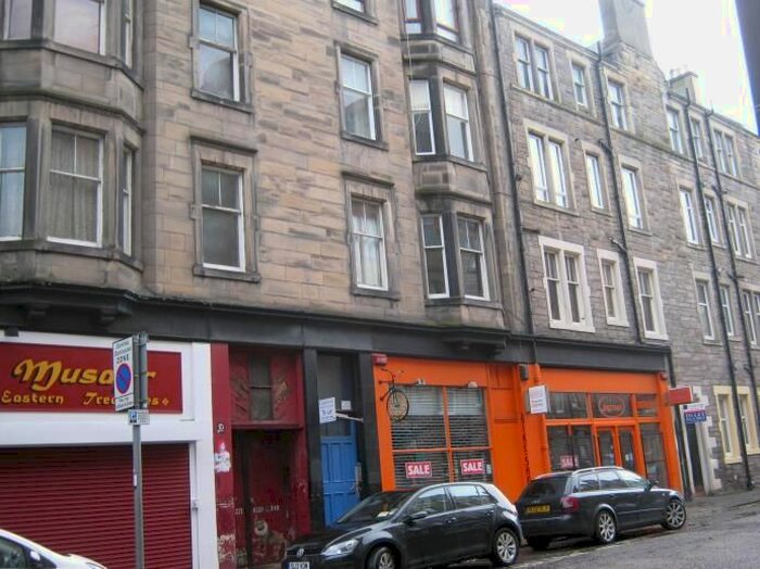 1 Bedroom Flat To Rent In Lochrin Place, Edinburgh, EH3