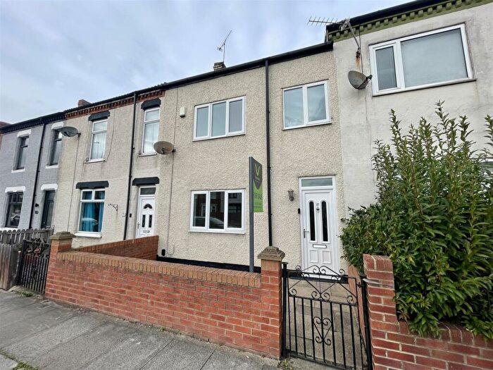 4 Bedroom Terraced House For Sale In Thompson Street East, Darlington, DL1