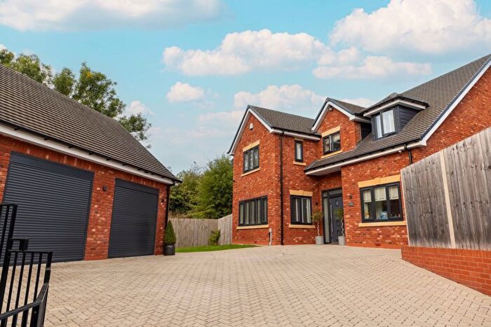 4 Bedroom Detached House For Sale In Pool Hill Rd, Dawley, TF4