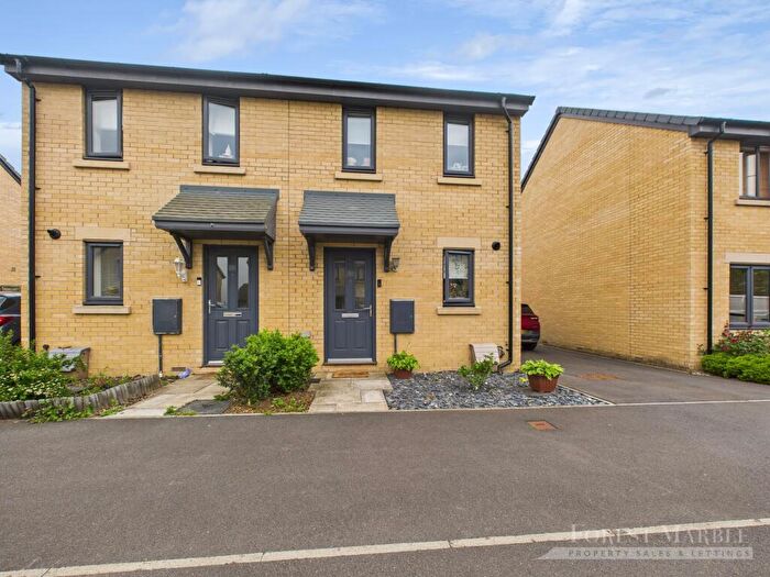 2 Bedroom Semi-Detached House For Sale In Blackberry Road, Frome, BA11