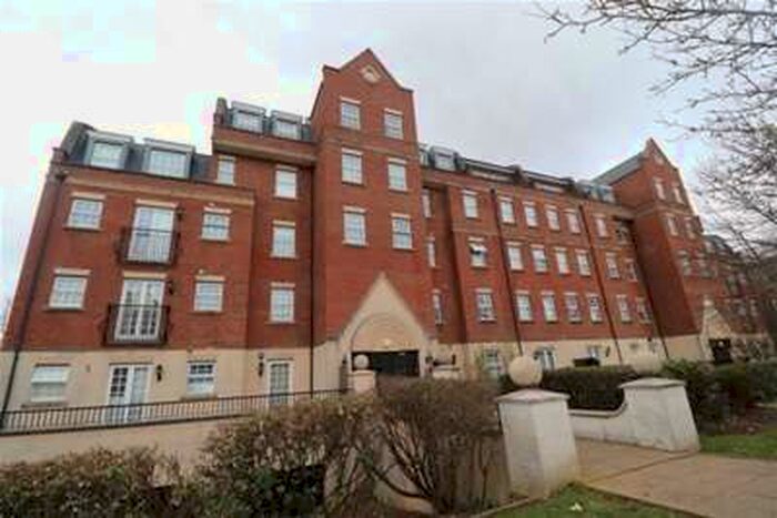 2 Bedroom Flat To Rent In Clements Park - Brentwood, CM14