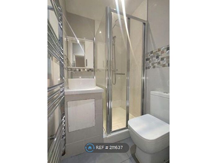 Studio To Rent In Dagenham, London, RM9