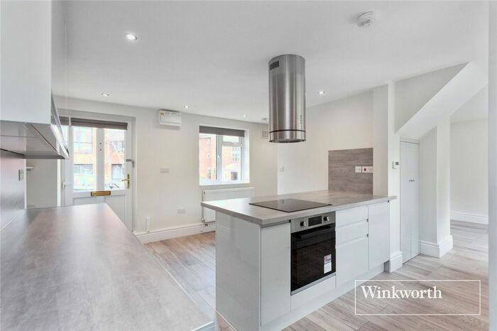 2 Bedroom Terraced House To Rent In Elmshurst Crescent, East Finchley, London, N2